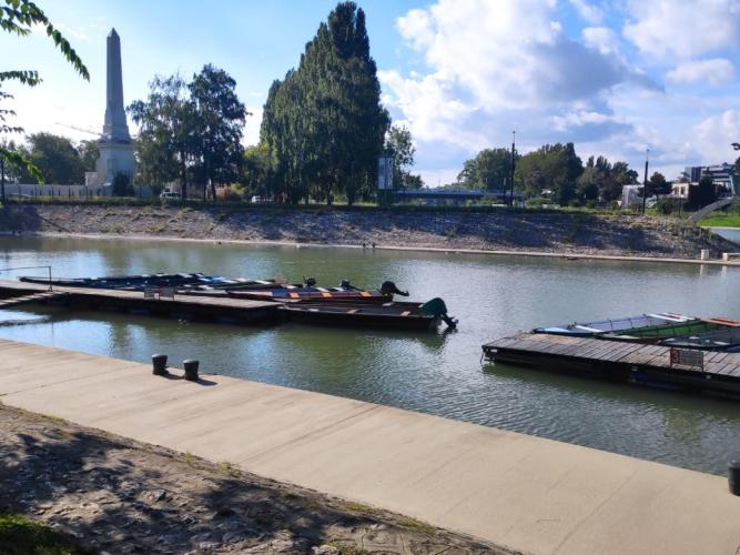 Rába folyó a győri Petőfi-hídtól a torkolatig