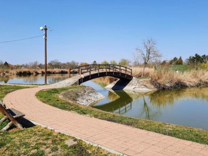 Soponyai Kastélypark melletti tó